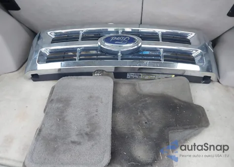 2008 Ford Escape Xls/Xls Manual z USA, uszkodzony, nr VIN 1FMCU02Z18KC16304